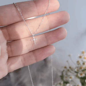 Collier Luis